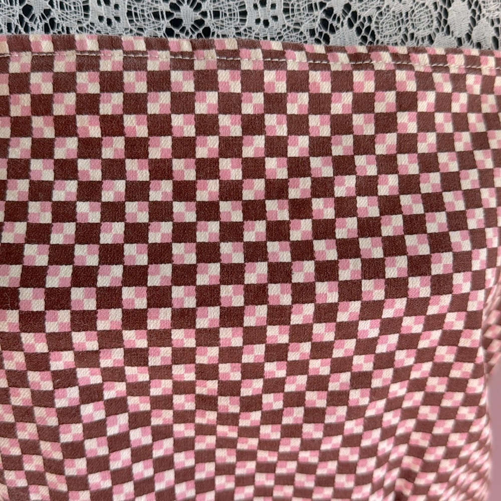 Levi's Danny Dress in Mahogany Checker - Picture 4 of 12